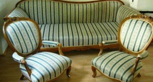 Antiker Sitzgruppe 2 original Biedermeier Sessel aus Österreich + Sofa