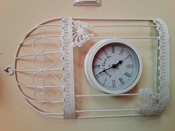Shabby Chic Clock, Käfigmodell