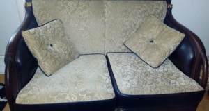 Italienisches Sofa im Neorenaissance-Stil