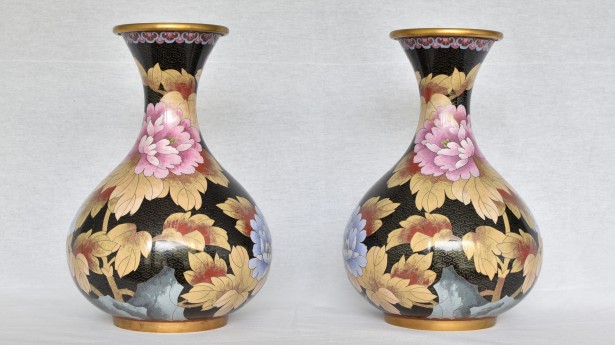 Cloisonne Black Vase 018685