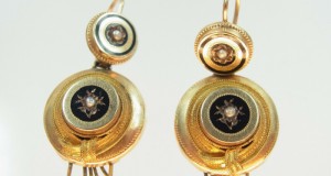 14 Karat Biedermeier Gold emaillierte Perlenohrringe