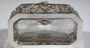 hervorragende Flasche für Silber- und Kristalllikör im Jahr 1900