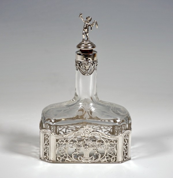 hervorragende Flasche für Silber- und Kristalllikör im Jahr 1900